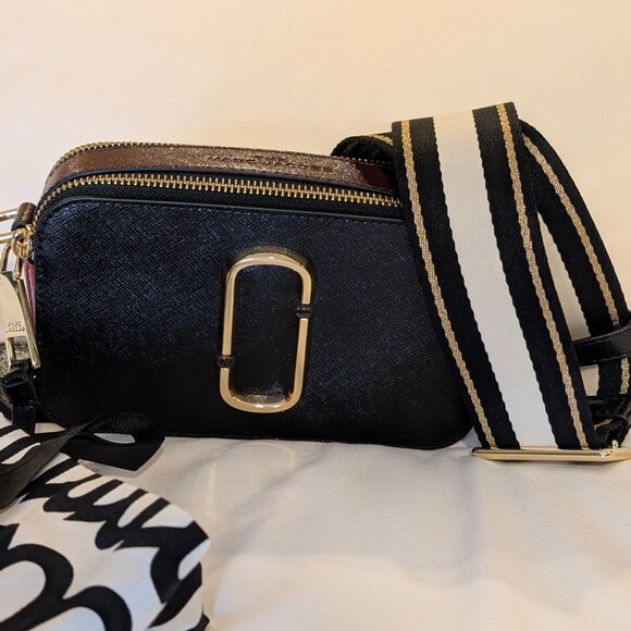 Marc Jacobs Black & Red Snapshot Bag - Picture 3 of 4